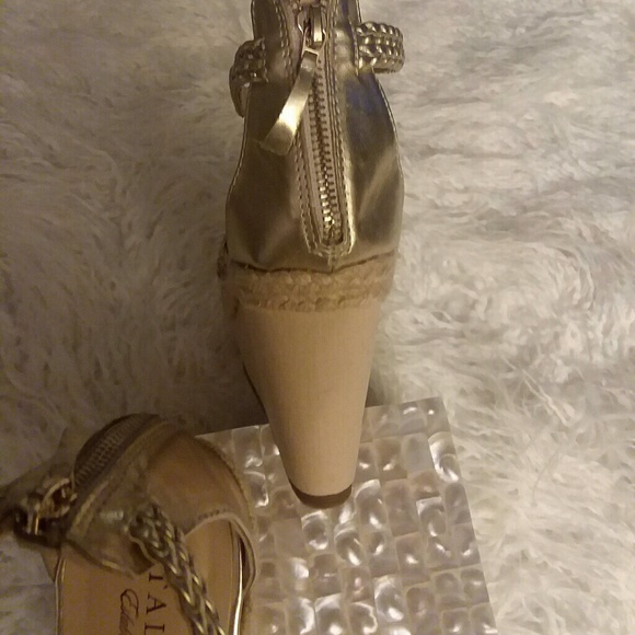 Talbots gold wedge espadrille sandal - Picture 6 of 6